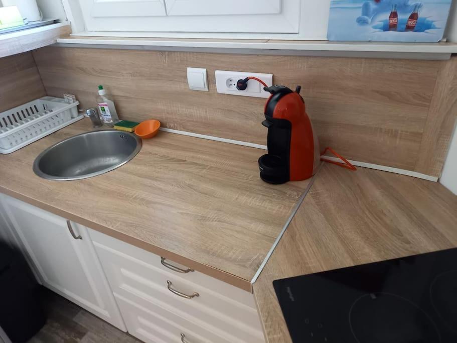 Cosy T2, Meuble De Tourisme 3 Etoiles, Parking Ferme , 2Velos, Wi-Fi Narbonne Dış mekan fotoğraf